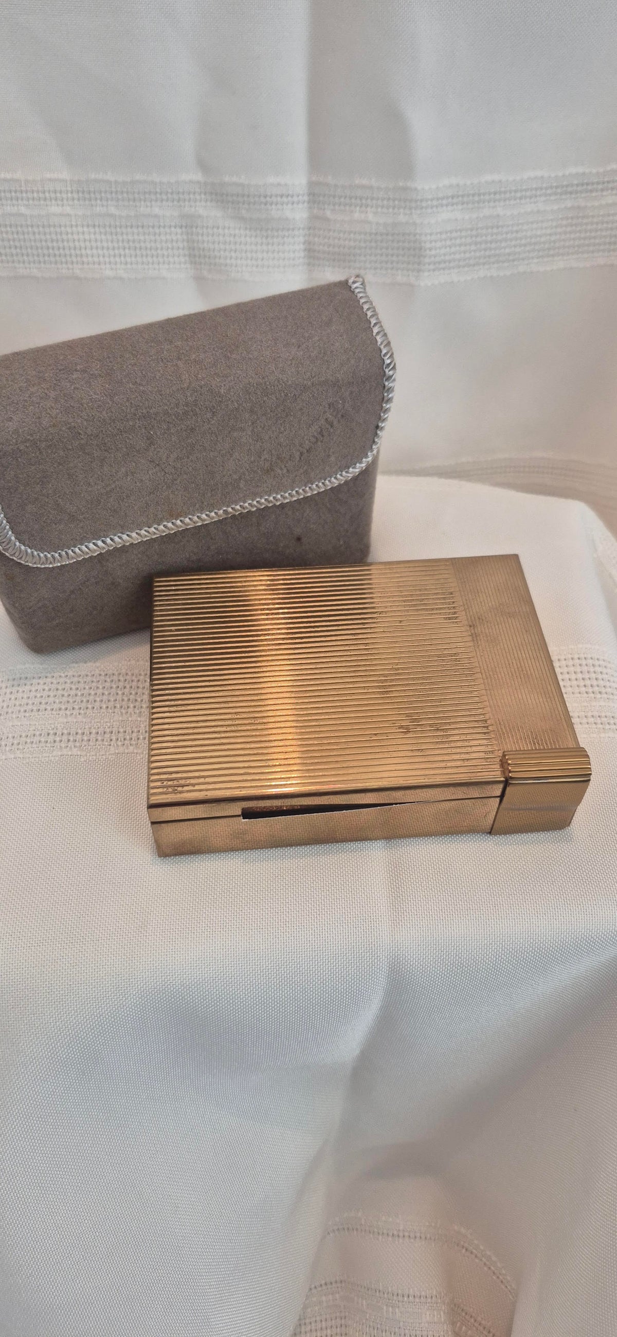 Vintage Volupte Lip Lock Powder Compact NOS